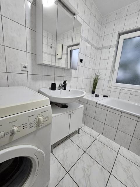 M&L Wohnen 2 Apartment Essen Bagian luar foto